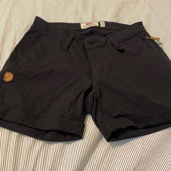 Fjällräven Abisko Short size 27-28 gently used - Picture 1 of 7